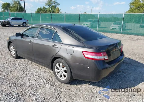 2011 Toyota Camry Le from USA, damaged, VIN 4T1BF3EK6BU723748